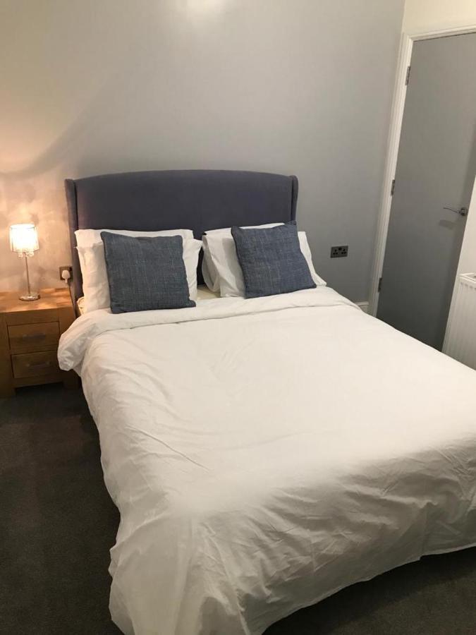 My Perfect Place Rooms & Apartments -Some Rooms With Hot Tub- Free Parking Blackpool Exterior photo